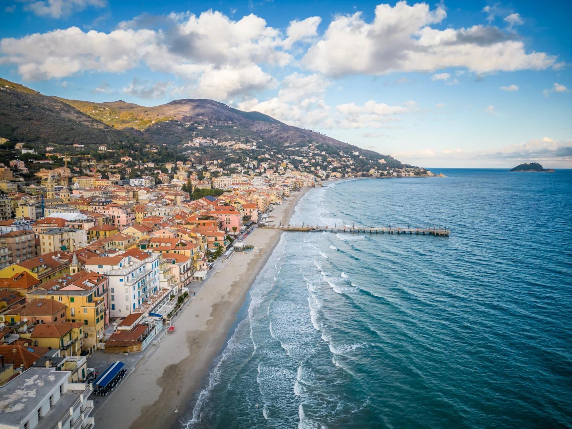 Le Terrazze Aparthotel Alassio Exterior foto