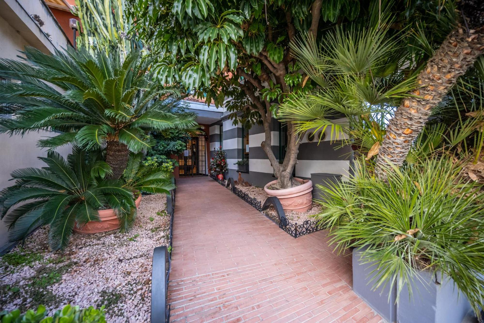 Le Terrazze Aparthotel Alassio Exterior foto