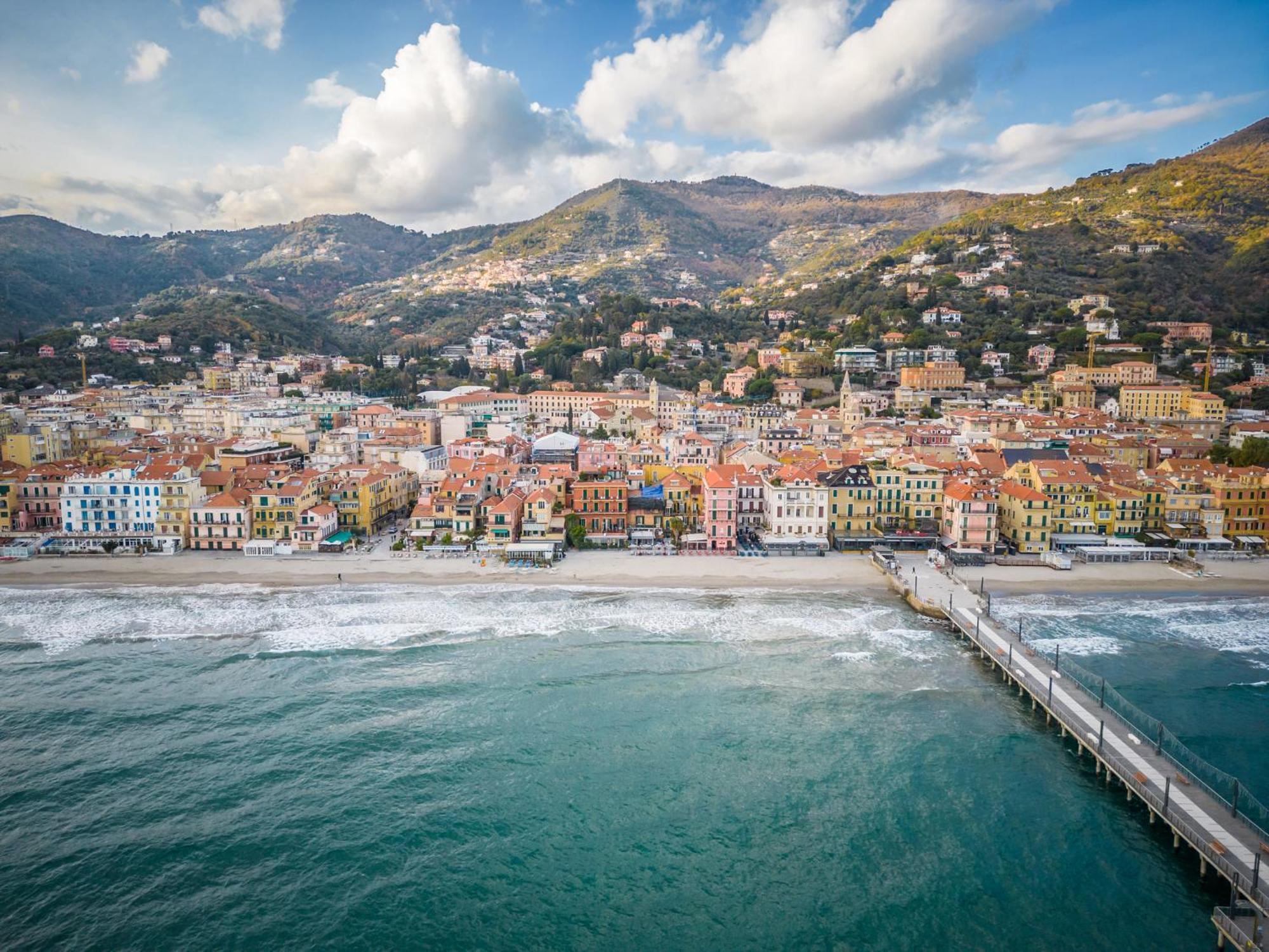 Le Terrazze Aparthotel Alassio Exterior foto